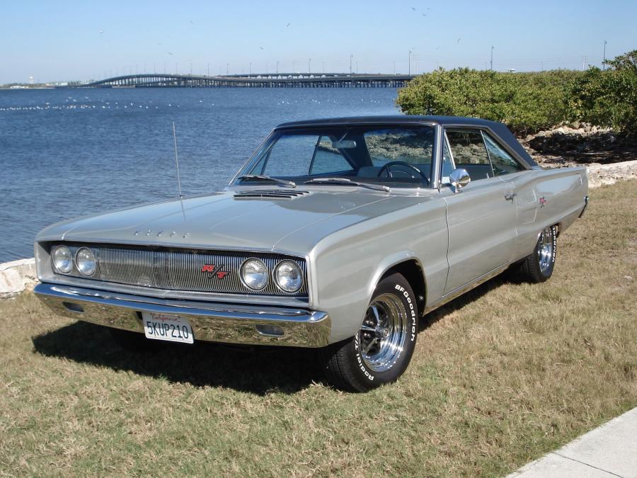  Dodge Coronet R/T 1967 года  (фото 1 из 2)